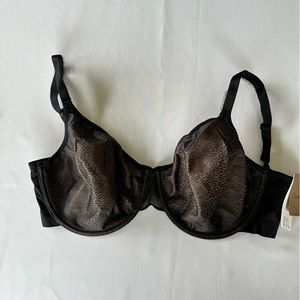 NWT Chantelle underwire 34 DDD